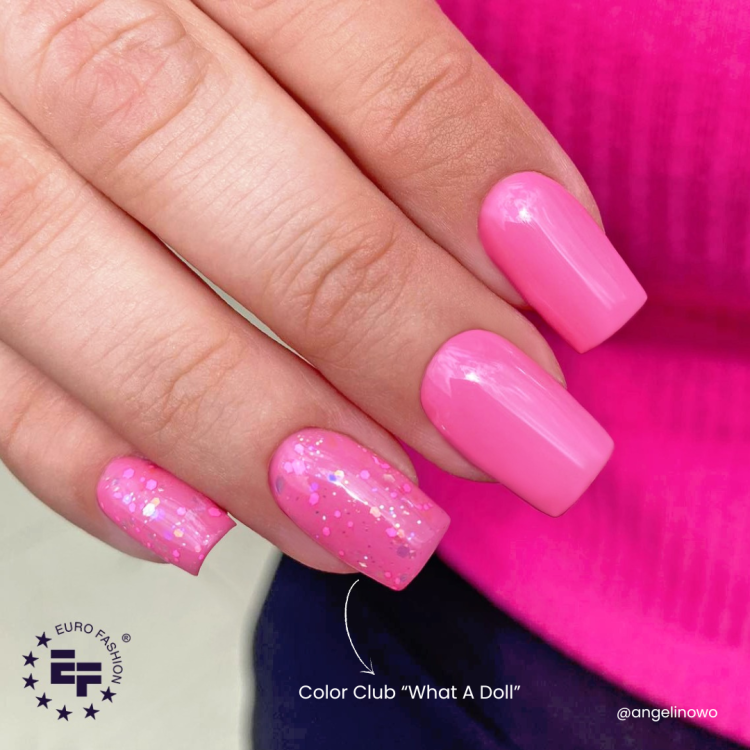 Lakier hybrydowy Color Club What A Doll w stylizacji paznokci