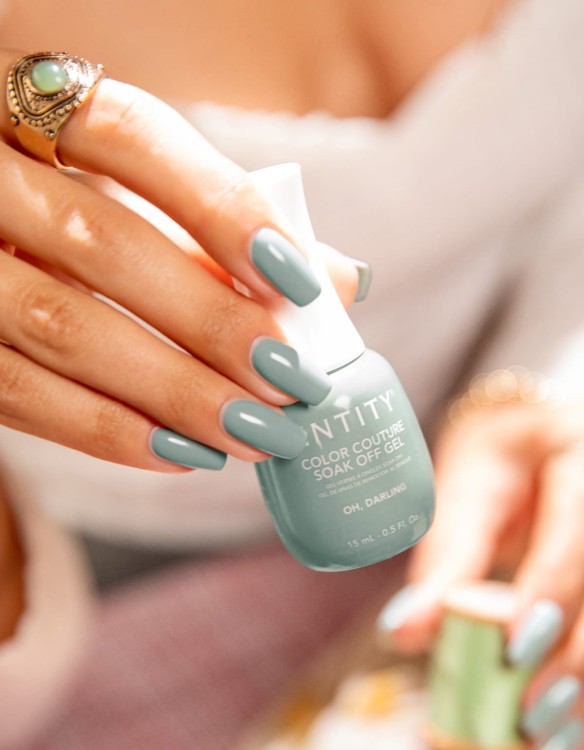 Lakier hybrydowy Entity That Timeless Feel 15ml - Oh, Darling 3.jpg