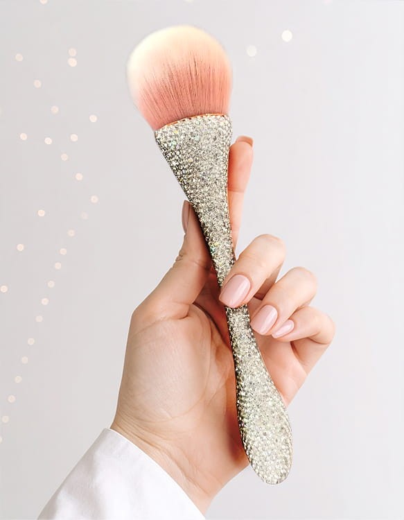 Pędzelek do pyłu ze srebrnymi cyrkoniami