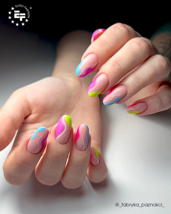 Zdobienie paznokci z wykorzystaniem farbki żelowej Paint Gel EFexclusive 56.